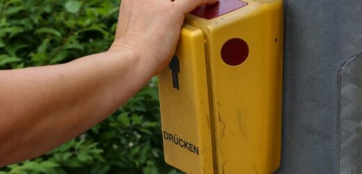 Ukryty przycisk na skrzynce od świateł. Sprawdź, czy zadziała