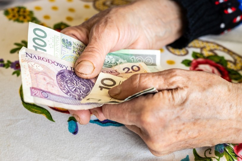 Od 1 marca wzrośnie kwota świadczenia wspierającego. Niektórzy otrzymają prawie 4000 zł