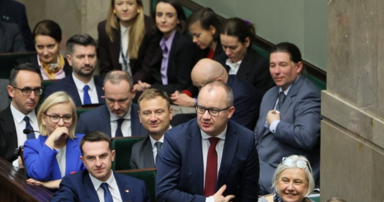 Wniosek o wotum nieufności wobec Adama Bodnara upadł