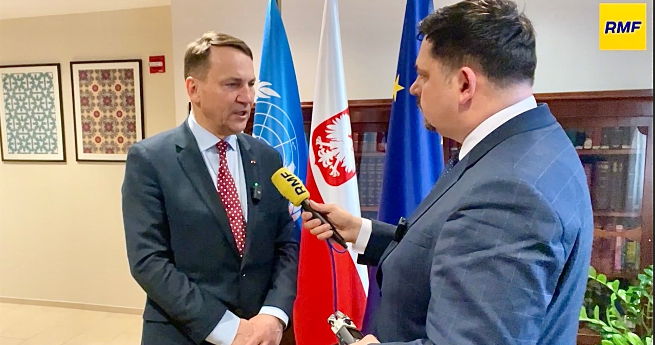Sikorski dla RMF FM: Nic nie wskazuje na to, aby Putin zechciał zakończyć swoją agresję