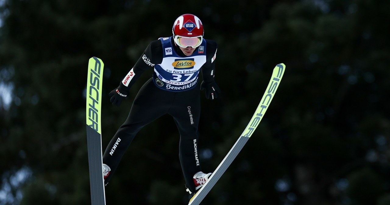 Skoki narciarskie: Stoch, Żyła i Zniszczoł w 2. serii w Oberstdorfie