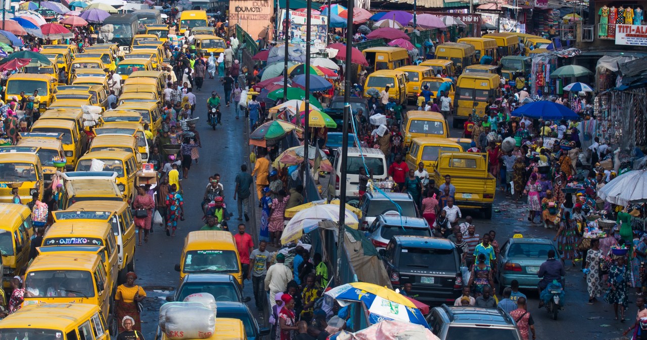 Urzędnicy stanu Lagos w Nigerii będą pracowali trzy dni w tygodniu
