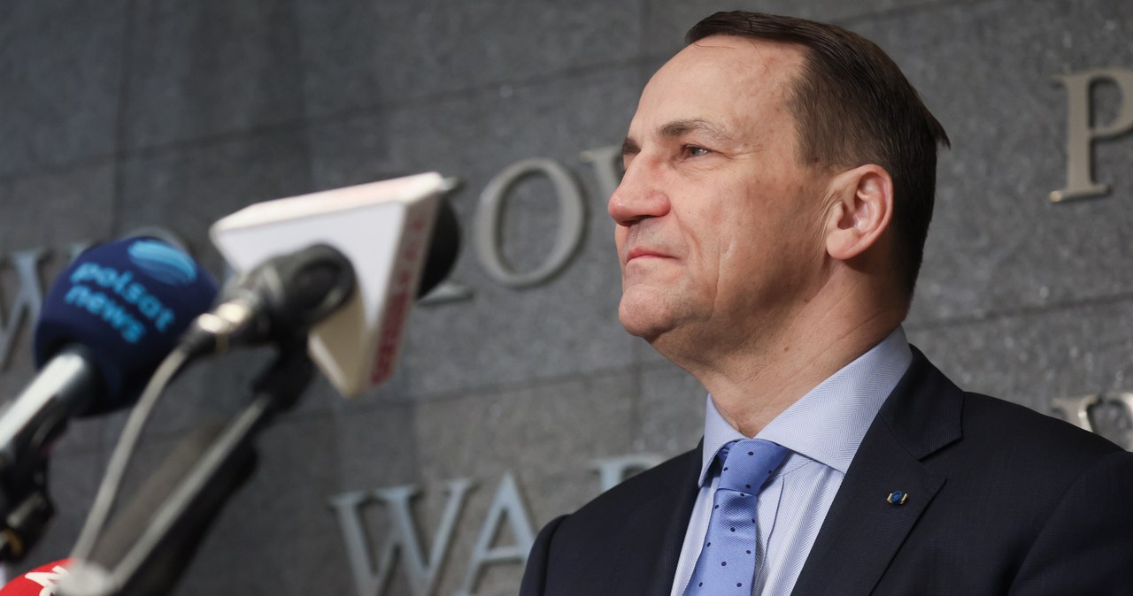 Sikorski wezwał polską opozycję, by wywarła wpływ na republikanów