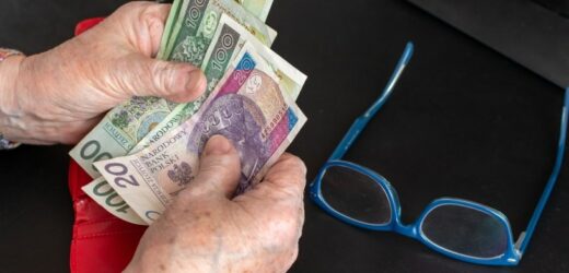 Jaka emerytura po 30 latach pracy za najniższą krajową? Można się gorzko rozczarować