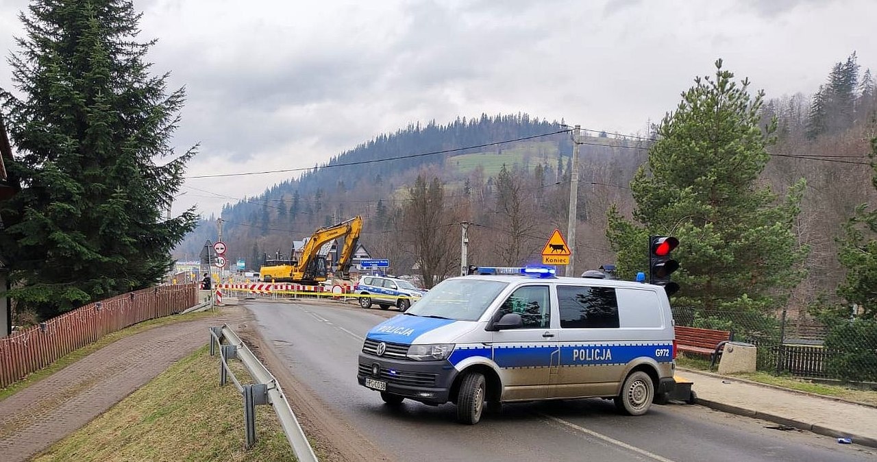 Niewybuch z czasów II wojny światowej. Zamknięta droga z Poronina do Bukowiny