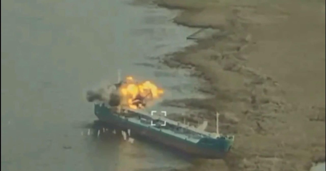 Destrukcja floty Putina na Morzu Czarnym. Rosjanie ukrywali się w tankowcu