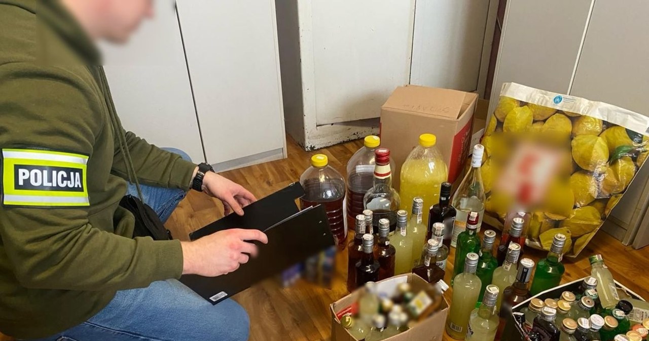 Sklepowa chowała kontrabandę. Akcja funkcjonariuszy z Tczewa i Gdyni