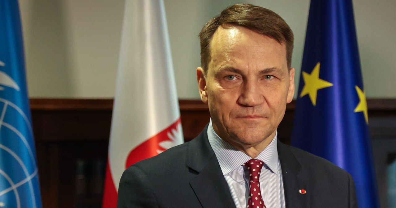 Sikorski w USA: Nasz prezydent chce pokazać wszystkim kierunek