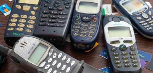 Te modele telefonów komórkowych są warte krocie! Sprawdź, czy masz je w swoim domu