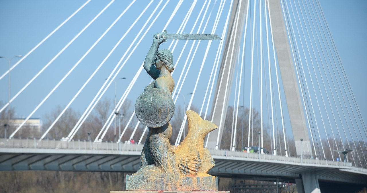 Sprawdziliśmy, ile może kosztować naprawa pomnika Syrenki