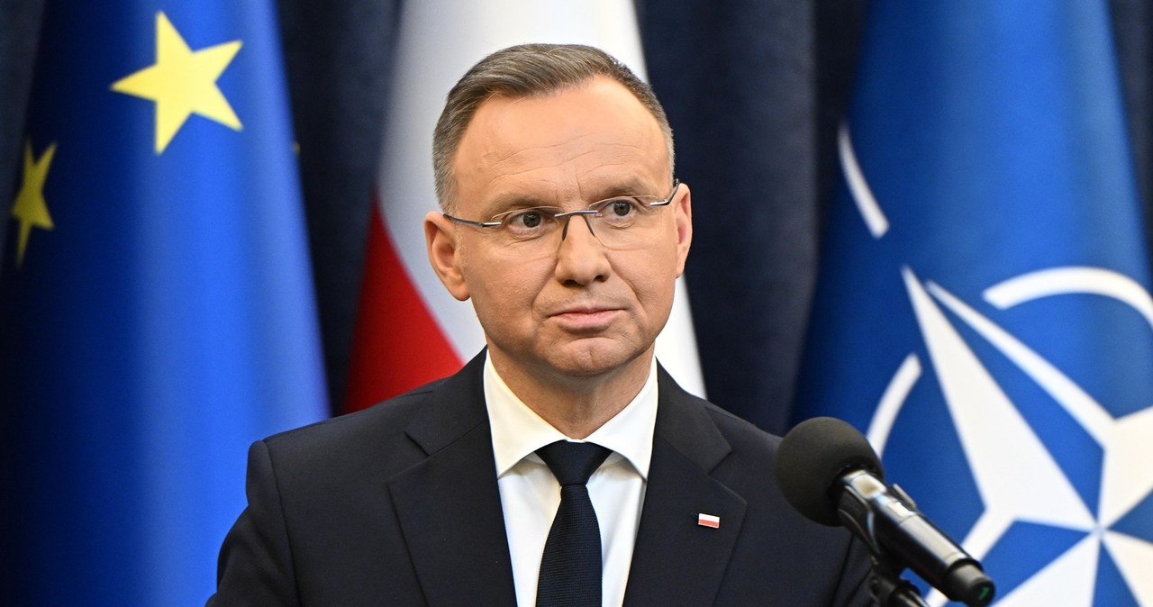 Duda reaguje na decyzję Sikorskiego w sprawie ambasadorów