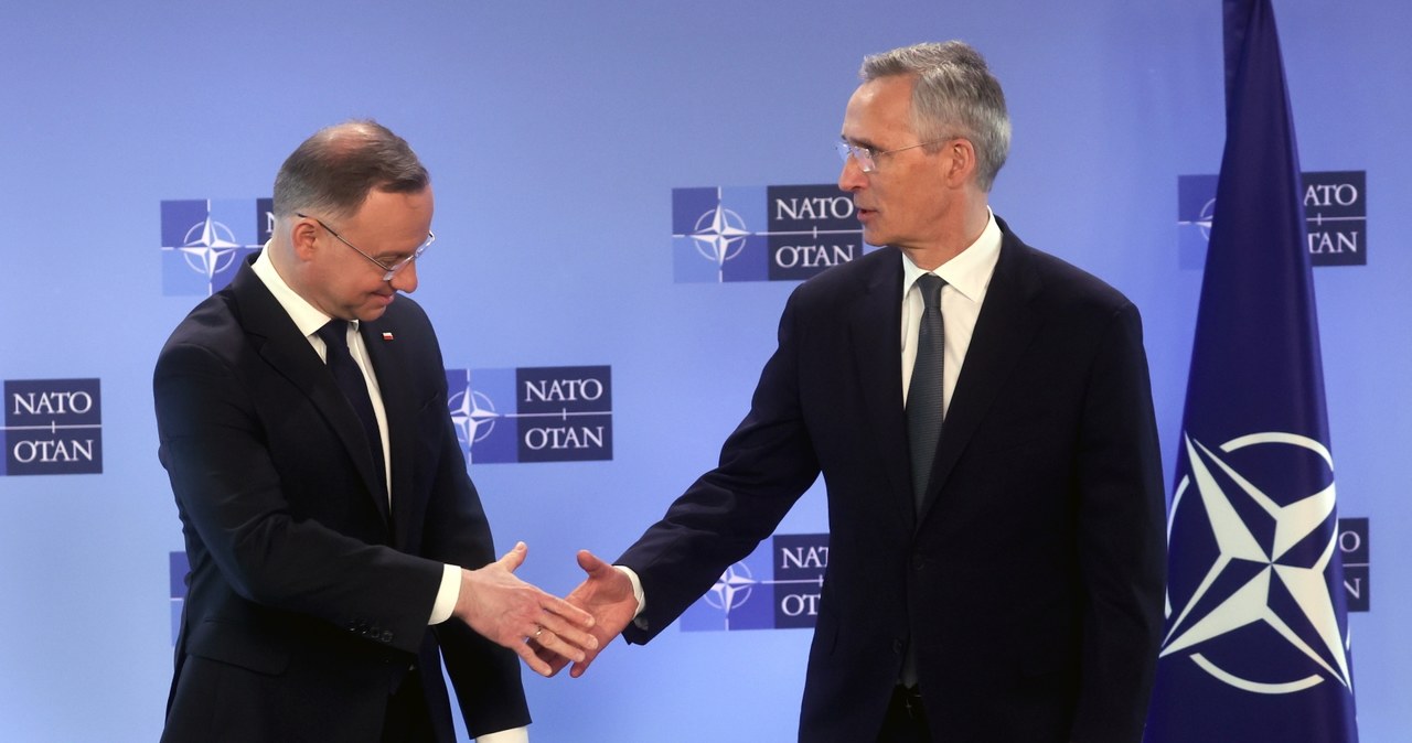 Duda spotkał się z szefem NATO. „To przełomowy, krytyczny moment”