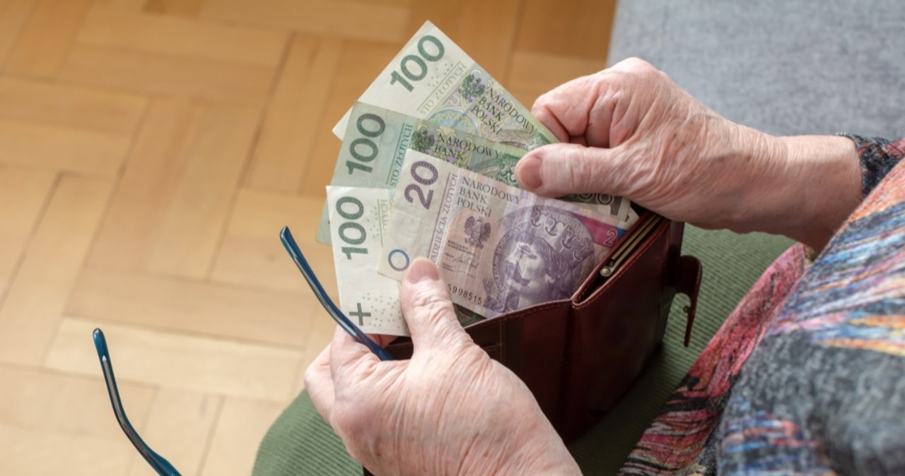 Wiemy, kiedy pierwsze „trzynastki” trafią do emerytów i rencistów