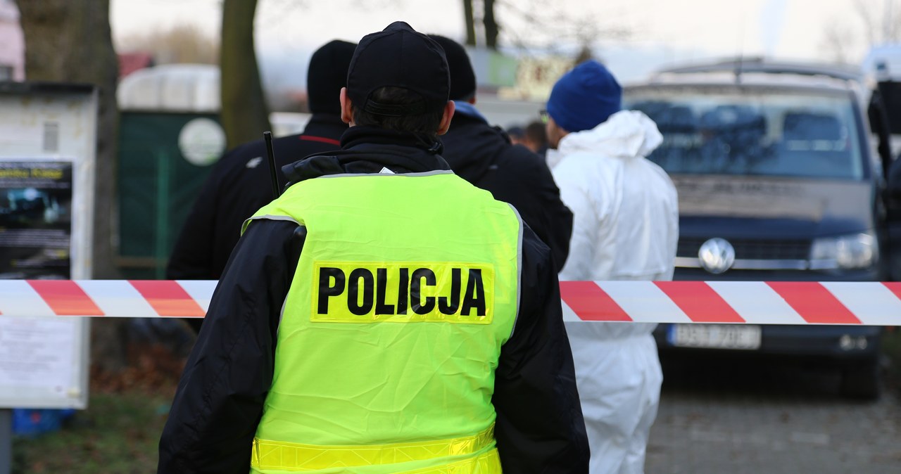 Ostrów Wielkopolski: Ciało mężczyzny znaleziono przy ognisku