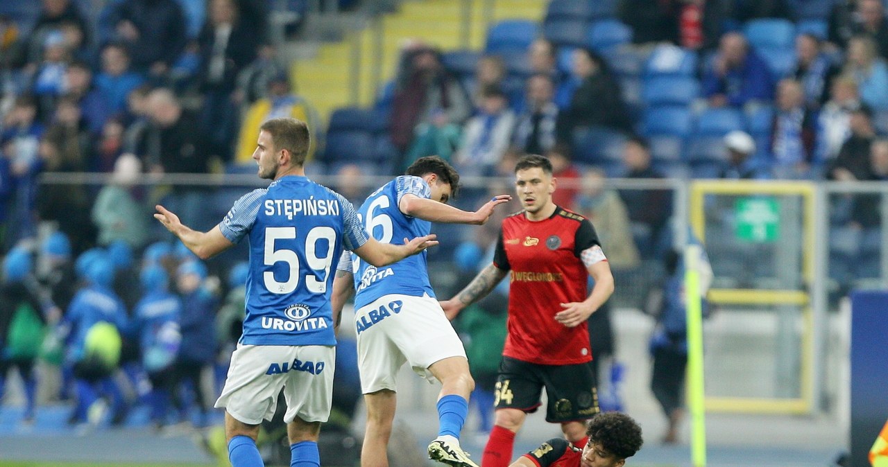Demolka po Wielkich Derbach. Zniszczenia na Stadionie Śląskim