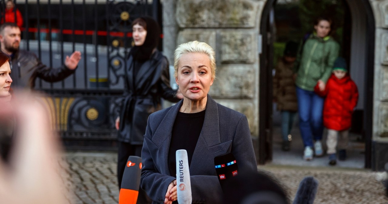 Nawalna w ambasadzie Rosji. Zagłosowała na męża