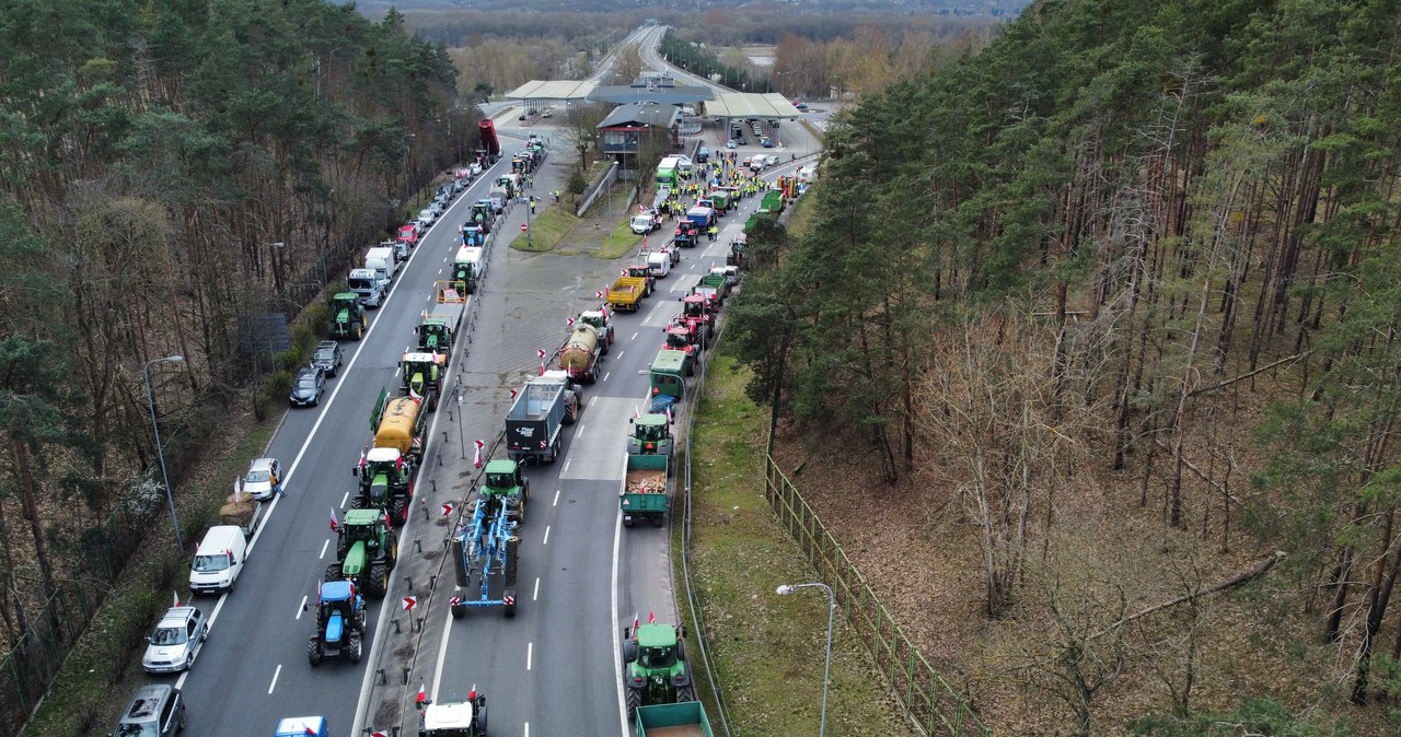 Rolnicy zablokowali granicę w Świecku. Są spore utrudnienia