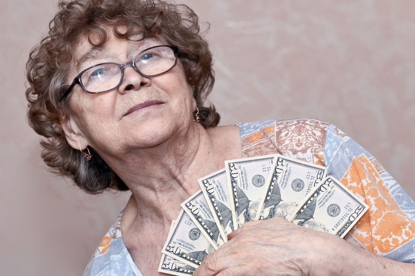 Horoskop finansowy od wróżki Anne. Mówi o wydatkach, rezerwie finansowej i pozytywnych zmianach