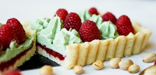 Malinowa chmurka odchodzi do lamusa. W święta uraczę gości wersją z pistacjami