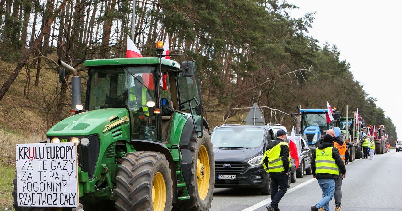 Rolnicy blokują A1 i A2. Utrudnienia w woj. łódzkim
