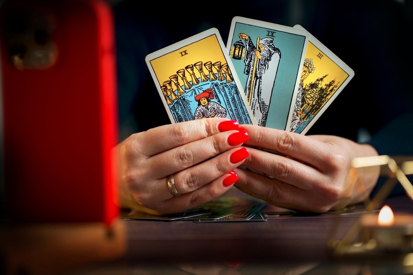 Karty na 30 marca. Wróżka Diana stawia tarota wszystkim znakom zodiaku