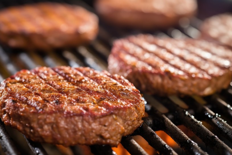 GIS: Salmonella w mięsie. Biedronka ostrzega klientów