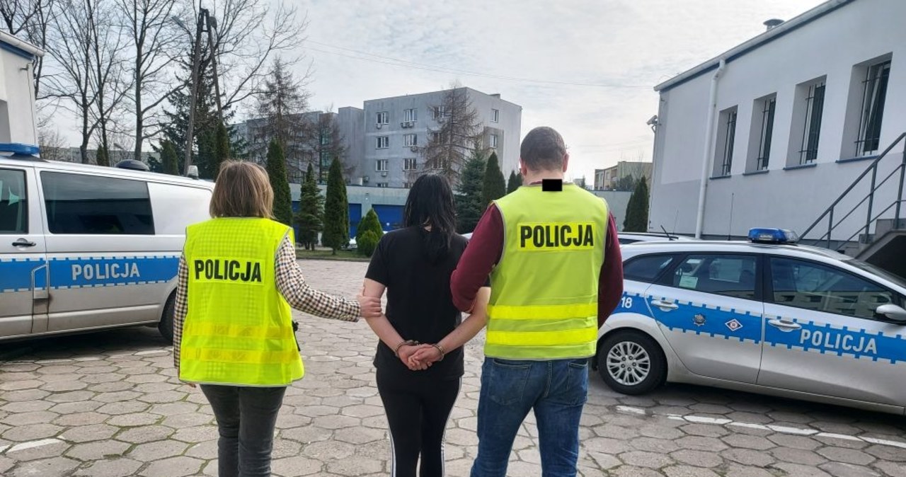 Bełchatów. Pijana matka opiekowała się 15-miesięczną córką