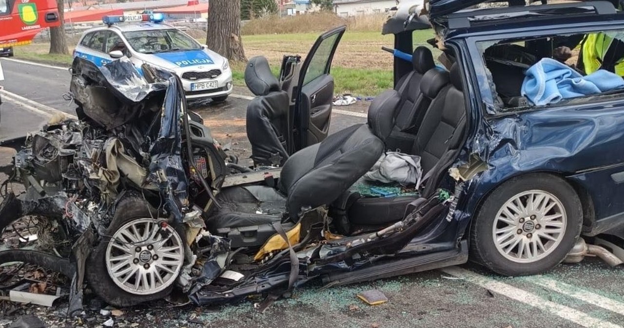 Czołowe zderzenie w Łagiewnikach. Cztery osoby ranne