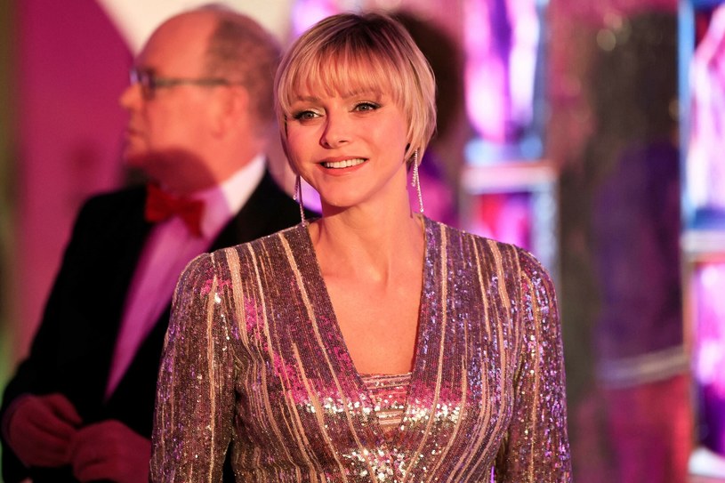 Księżna Charlene zaskoczyła swoją obecnością. Promienieje!