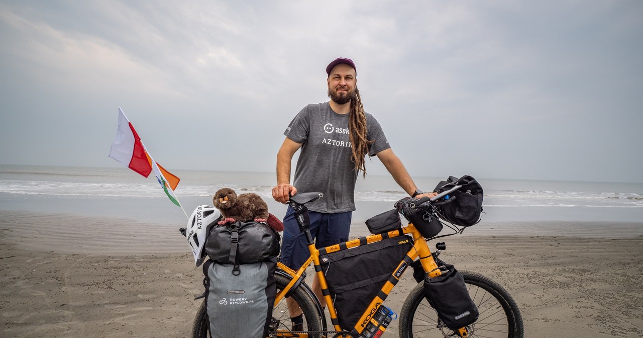 Mateusz Waligóra w drodze na Everest. Rowerem od brzegu oceanu do wnętrza Indii