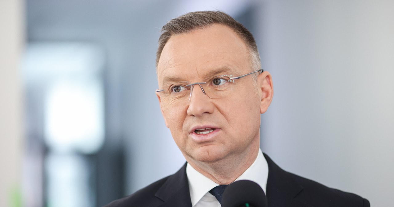 Prezydent skomentował przeszukania służb u polityków