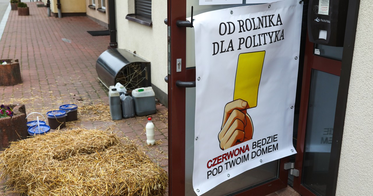 Protesty rolnicze przed biurami posłów w całej Polsce