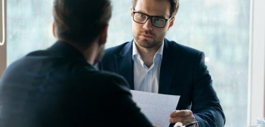 Uważasz, że niesłusznie zwolniono cię z pracy? Sprawdź, czy masz rację
