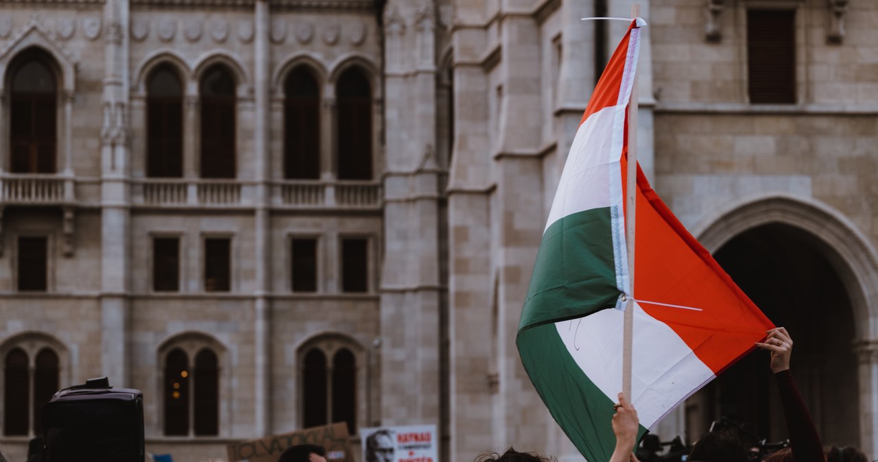 „Nie znosimy Orbana”. Potężna manifestacja w Budapeszcie