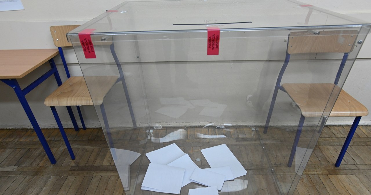 Incydent w Płocku. Członkini komisji wyborczej wykluczona z pracy