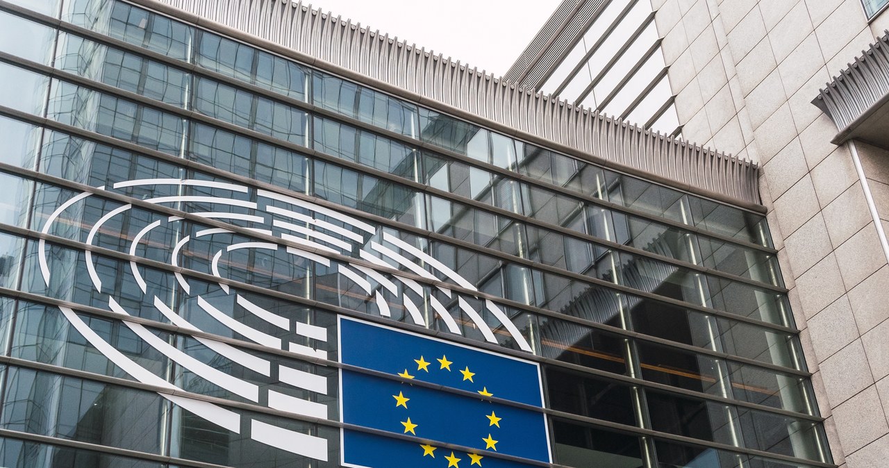 Spięcie na linii Czarzasty-Miller. W tle wybory do europarlamentu