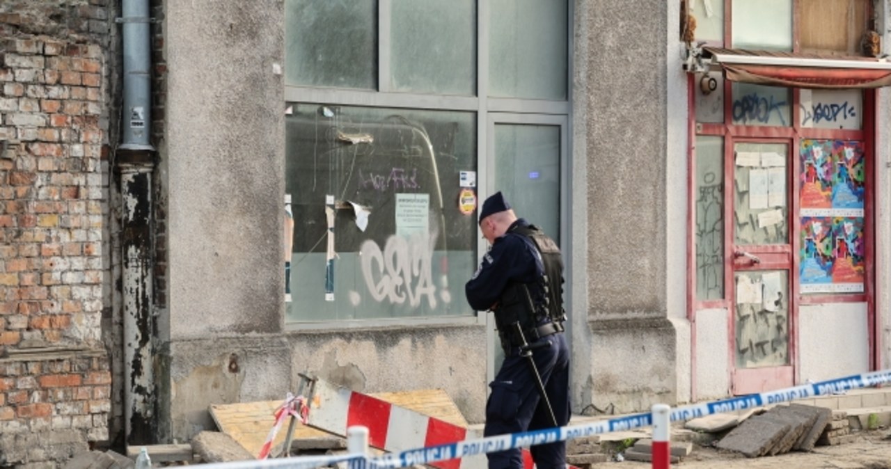 Zarzut potrójnego zabójstwa dla Ukraińca. Chodzi o ciała znalezione w warszawskiej kamienicy