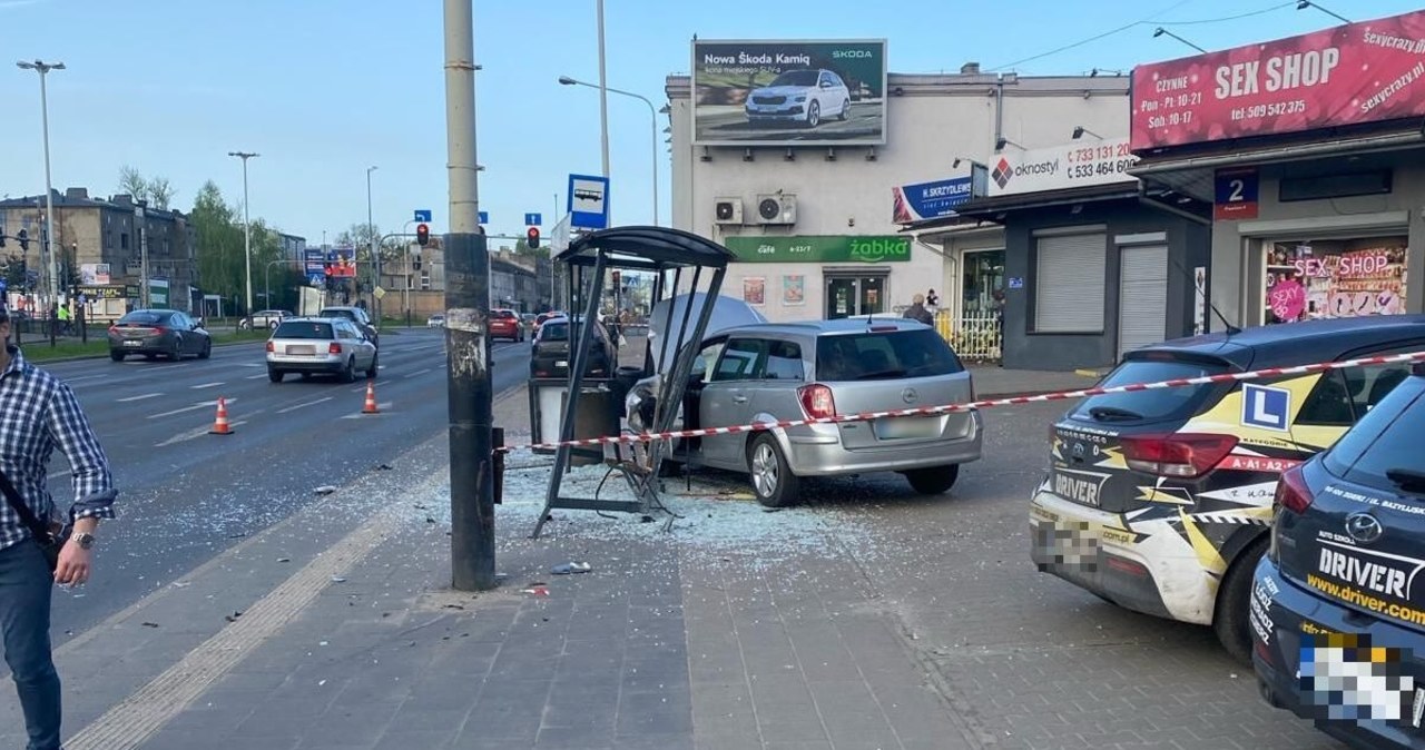 Groźny wypadek, niegroźne obrażenia. Kobieta oszukała przeznaczenie