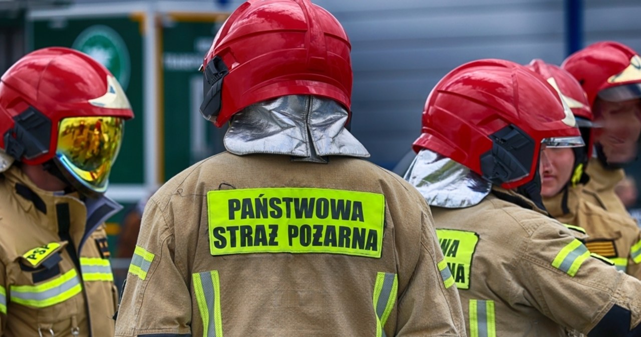Pożar elewacji bloku w trakcie budowy w Gdańsku