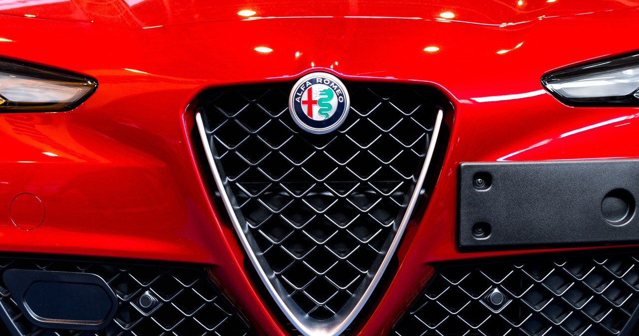 Alfa Romeo Milano produkowane w Tychach. Włoski minister oburzony