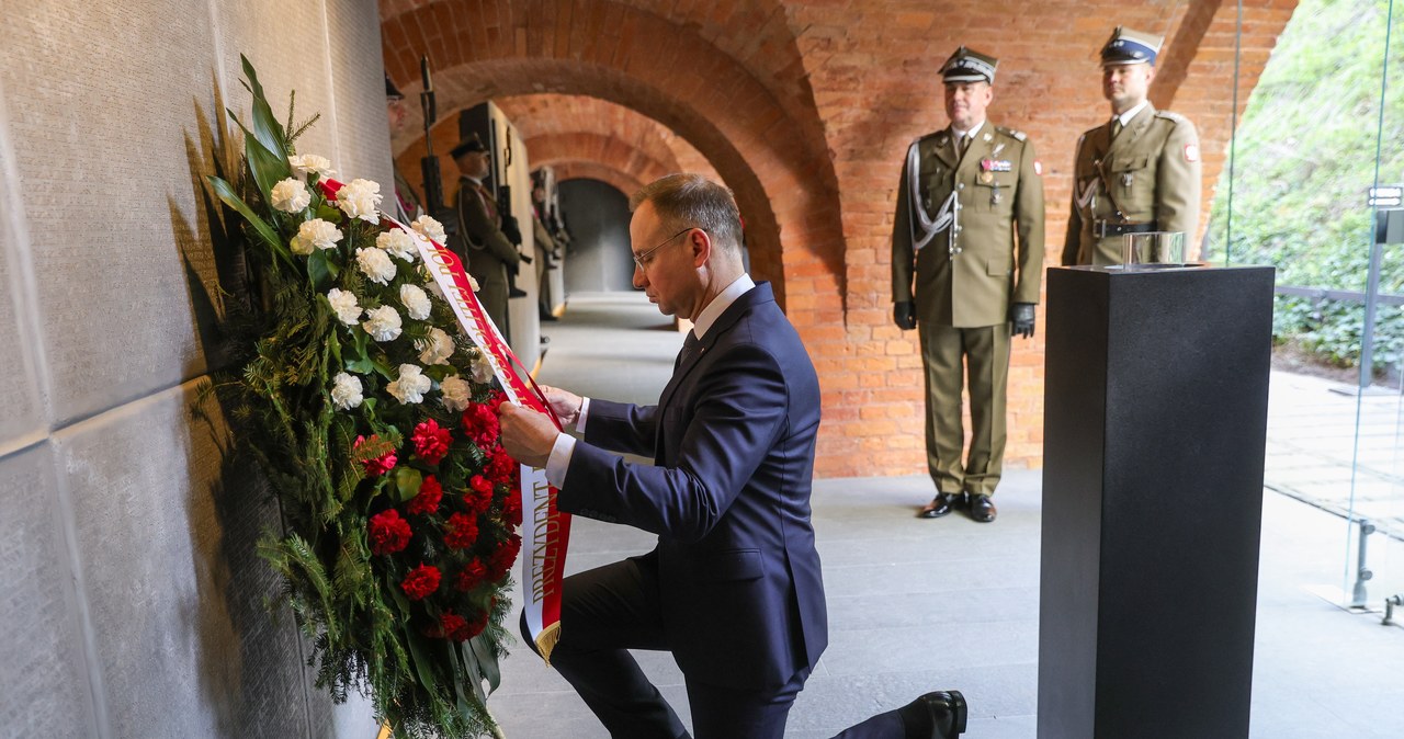 „Hekatomba naszego narodu”. Prezydent uczcił ofiary Katynia