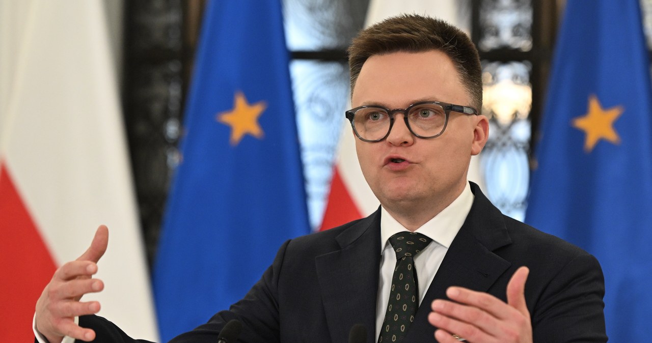Posłowie za mocno imprezują? Hołownia: Ludzie dzwonią z miasta