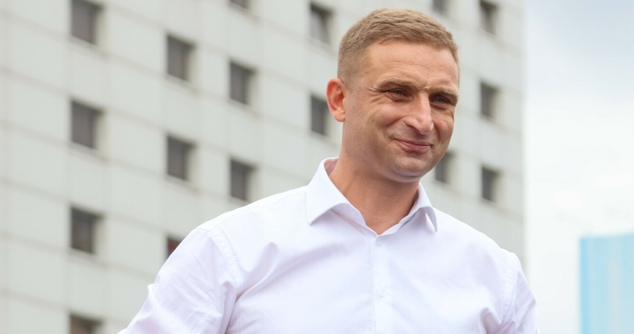 Robert Bąkiewicz z zarzutami. Chodzi o uszkodzenie zabytku