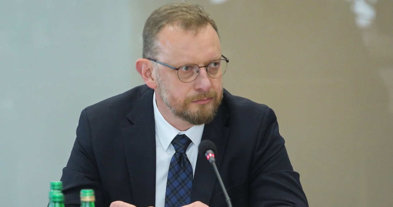 Przesłuchanie Szumowskiego. Nie czuje się winny ws. wyborów kopertowych