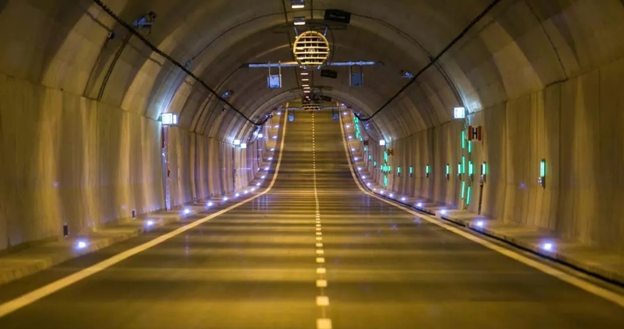 Nocne prace serwisowe w tunelu pod Martwą Wisłą