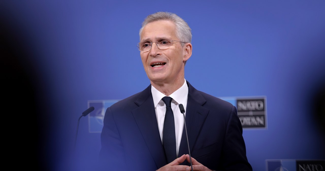 Stoltenberg: Członkowie NATO dostarczą więcej systemów obrony powietrznej na Ukrainę
