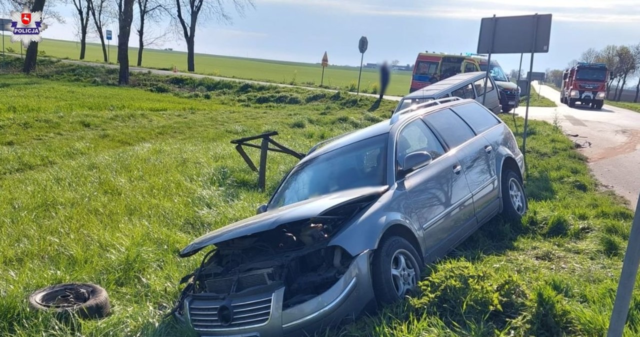 Zderzenie osobówki i busa. 6 osób trafiło do szpitala