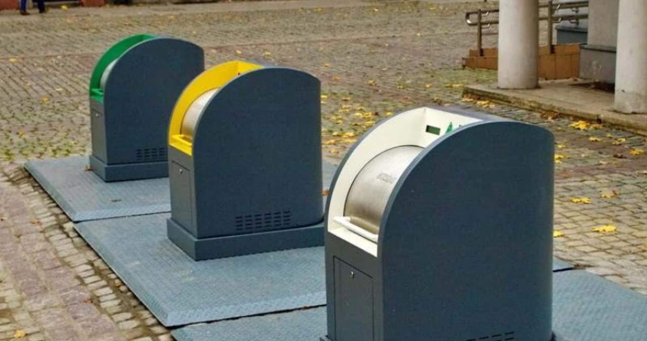 Podziemne pojemniki na odpady na Starym Mieście w Szczecinie