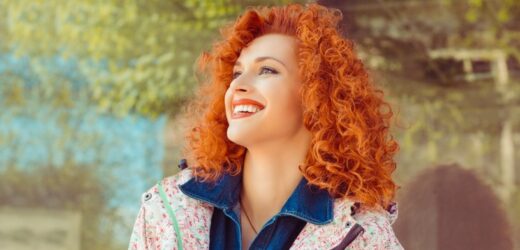 Popularność tego imienia rośnie, a noszące je kobiety są ambitne i zawsze gotowe do pomocy. O kim mowa?