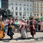 Polonez na rynku, czyli krakowskie obchody Międzynarodowego Dnia Tańca